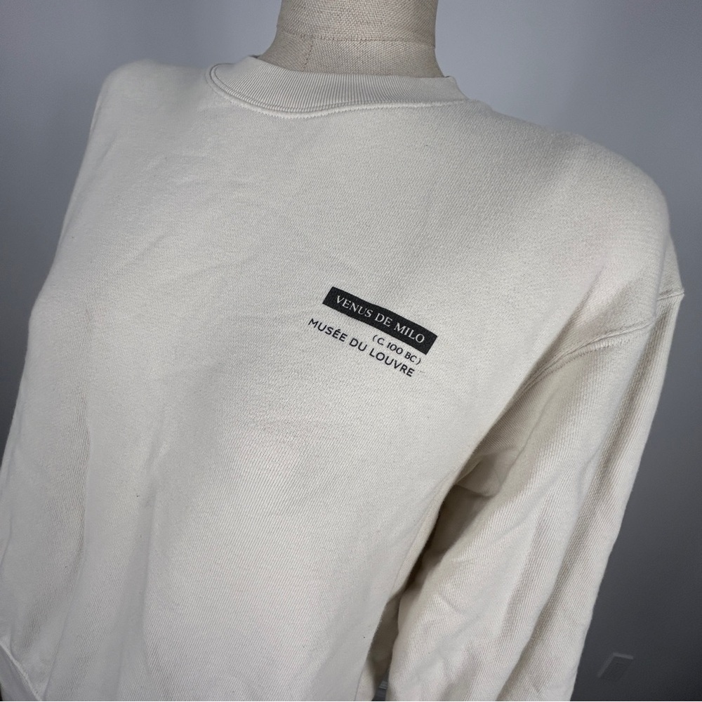 Uniqlo X Musee Du Louve Collab Cream Crewneck Sweater - Picture 3 of 11